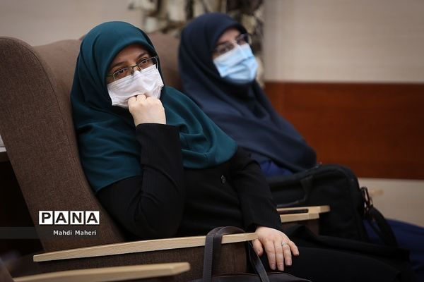 جلسه مشترک وزیر آموزش و پرورش با معاون علمی و فناوری ریاست جمهوری و مدیران استارت‌آپ‌های آموزشی