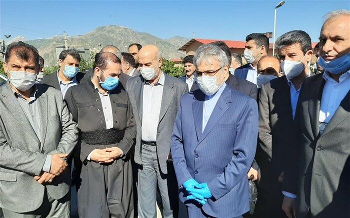 معاونان رییس جمهوری برای بازدید از وضعیت دریاچه ارومیه وارد آذربایجان‌غربی شدند