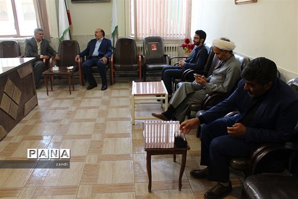 بازدید مشاور معاون پرورشی وزارت آموزش و پرورش از سازمان دانش‌آموزی کرمان