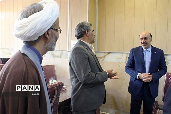 بازدید مشاور معاون پرورشی وزارت آموزش و پرورش از سازمان دانش‌آموزی کرمان