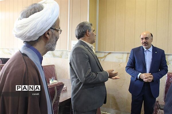 بازدید مشاور معاون پرورشی وزارت آموزش و پرورش از سازمان دانش‌آموزی کرمان