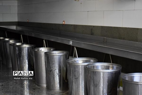 بازدید سازمان جهاد کشاورزى از نگهدارى و تولید پنیر لیقوان