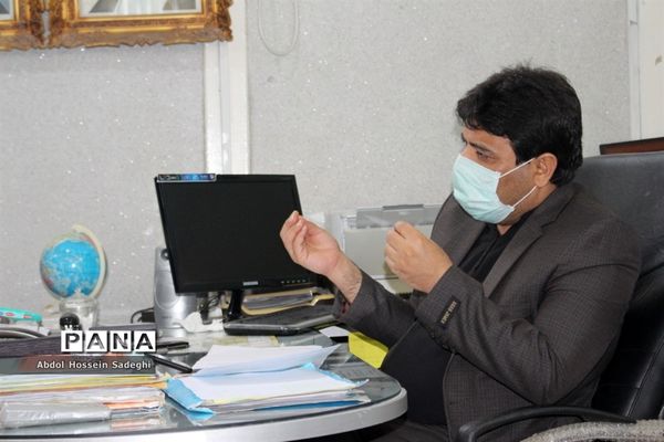 نشست هم‌اندیشی کارکنان سازمان دانش آموزی استان بوشهر با محوریت تولید محتوا جهت شبکه آموزش دانش آموزی ( شاد )