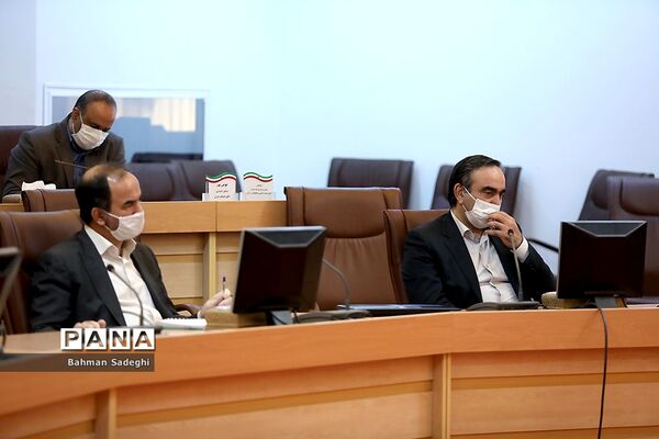نشست ویدِئو کنفرانس مشترک ستاد انتخابات کشور با استانداران سراسر کشور