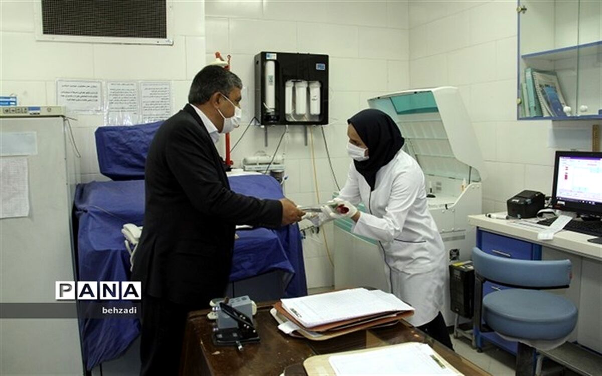 قدردانی مدیرکل آموزش و پرورش استان کرمان از کادر درمانی کلینیک فرهنگیان کرمان