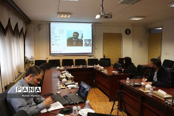 جلسه ویدیو کنفراس قائم‌مقام سازمان دانش آموزی با مدیران سازمان دانش آموزی استان های کشور