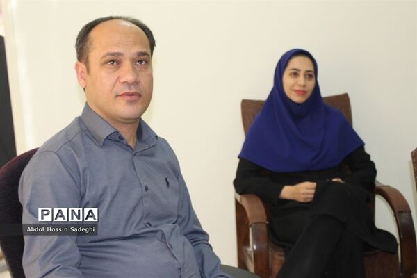 جلسه ویدئو کنفرانس مدیران، معاونان و مسئولان تشکل‌های دانش‌آموزی استان بوشهر با سازمان‌های دانش‌آموزی کشور پیرامون شبکه آموزشی شاد