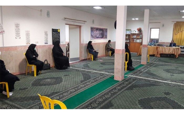نشست آموزگاران در خصوص آموزش مجازی دانش آموزان