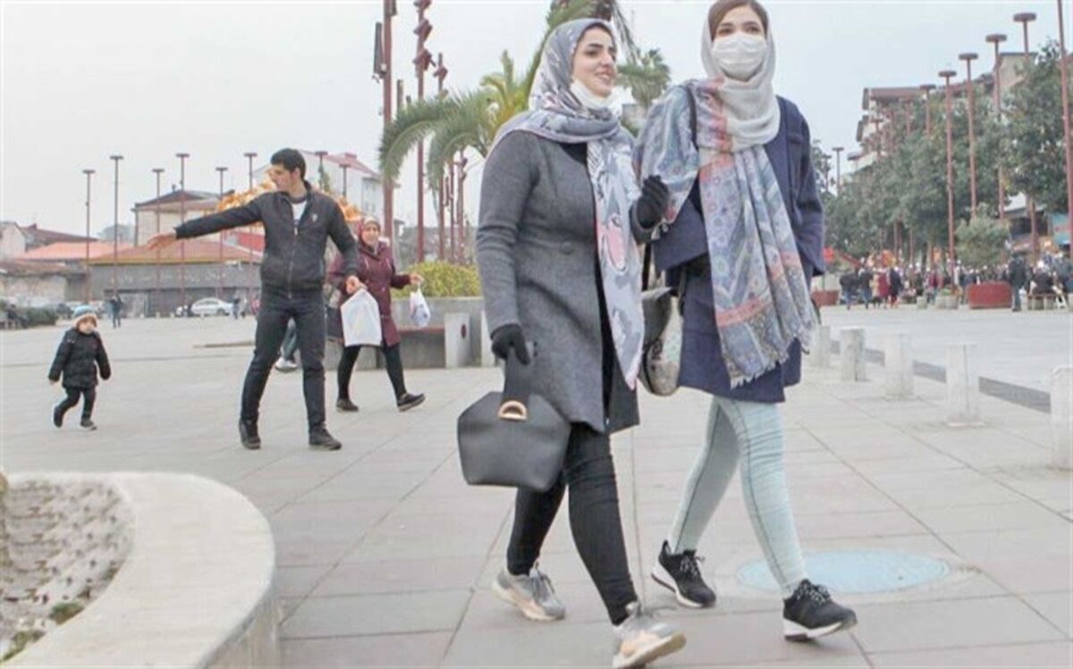هدیه تولد؛ ماسـک مجلسی