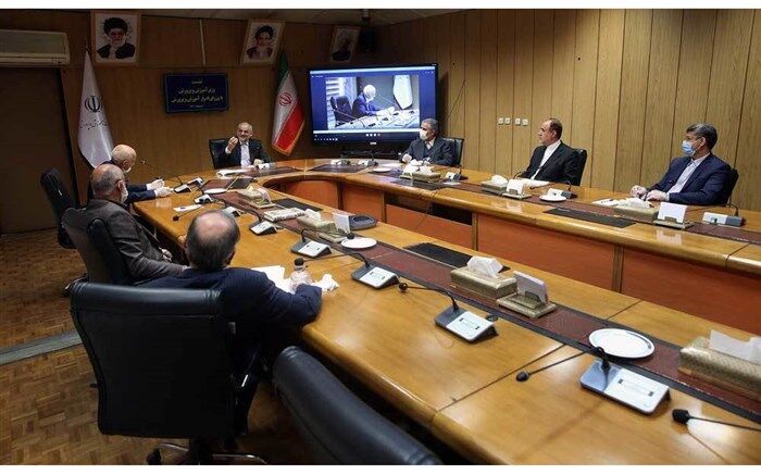 مدیران اطمینان حاصل کنند که هیچ دانش‌آموزی از فرصت آموزش و یادگیری به دلیل عدم دسترسی به شبکه شاد محروم نخواهد شد