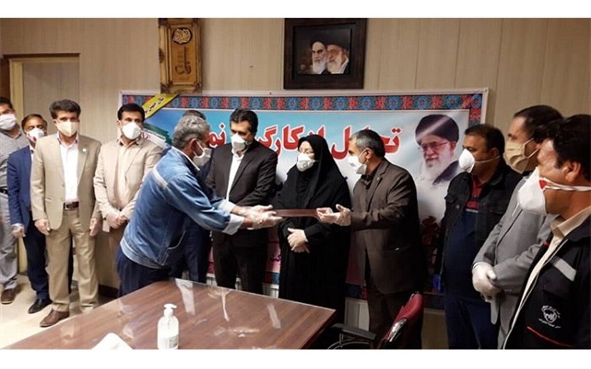 کارگران نمونه شرکت توزیع نیروی برق استان کهگیلویه و بویراحمد تجلیل شدند