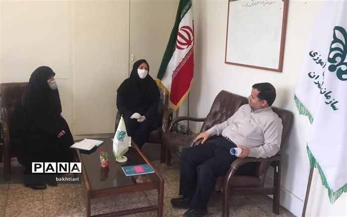 جلسه هم اندیشی تولید محتوای سازمان دانش آموزی منطقه چهار با حضور پیشکسوتان
