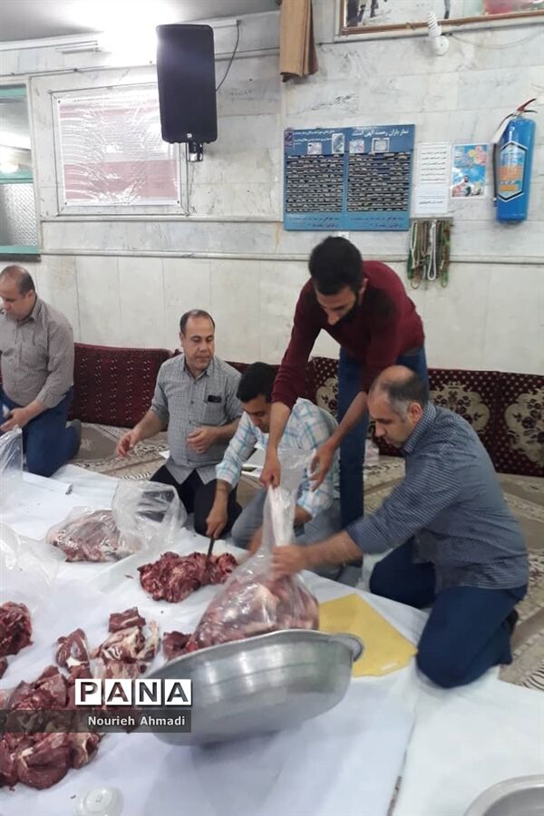 اهدای بسته‌های حمایتی در شهرری