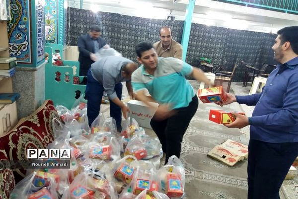 اهدای بسته‌های حمایتی در شهرری