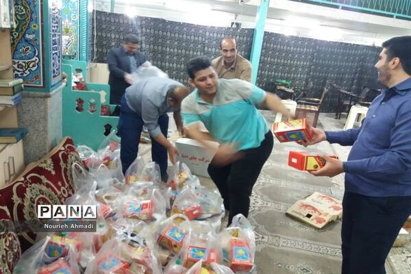 اهدای بسته‌های حمایتی در شهرری
