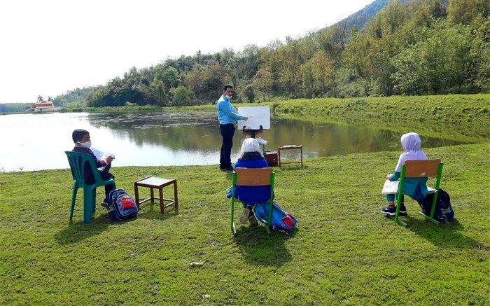 تجلیل از معلمان صومعه سرائی با رعایت فاصله گذاری اجتماعی برگزار می شود