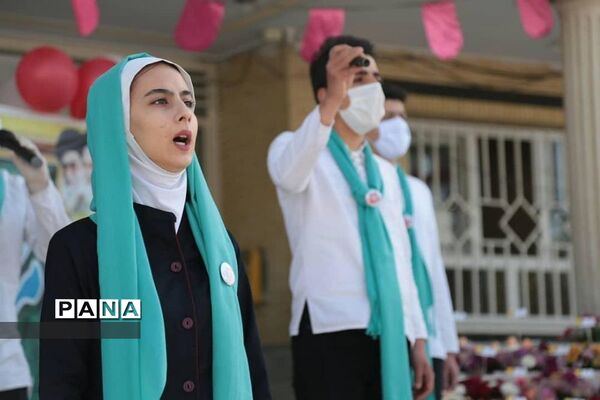 مراسم تجلیل از معلمان نمونه ناحیه2 شهرکرد