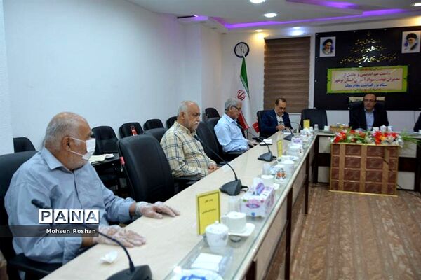 تجلیل از فعالان سوادآموزی استان‌ بوشهر