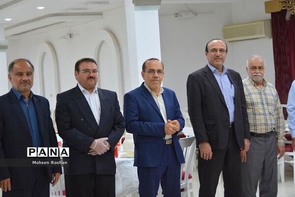 تجلیل از فعالان سوادآموزی استان‌ بوشهر