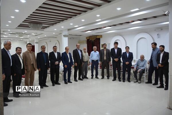 تجلیل از فعالان سوادآموزی استان‌ بوشهر