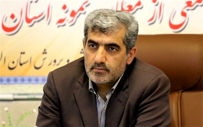 معلمان به ملت خود عزت و اعتماد به نفس می دهند
