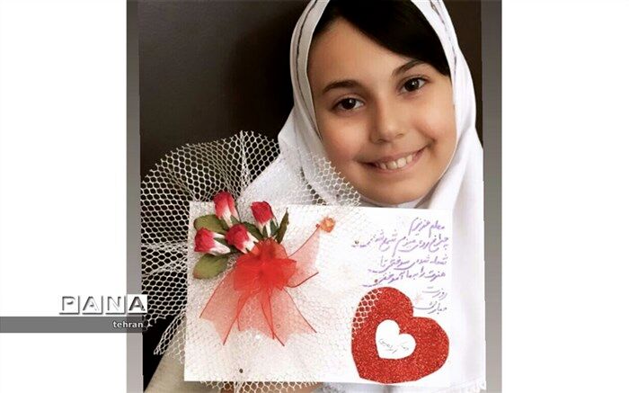نمایشگاه مجازی "عشق و قلم"  دانش آموزان منطقه 18 به مناسبت هفته معلم
