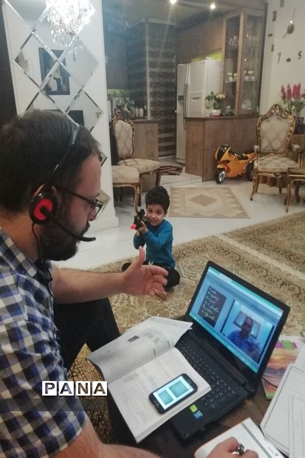 تداوم تلاش معلمان تهرانی برای تدریس در فضای مجازی-2