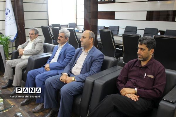 دیدارمسئول سازمان بسیج فرهنگیان سپاه امام صادق (ع)  استان بوشهر با مدیرکل آموزش و پرورش استان