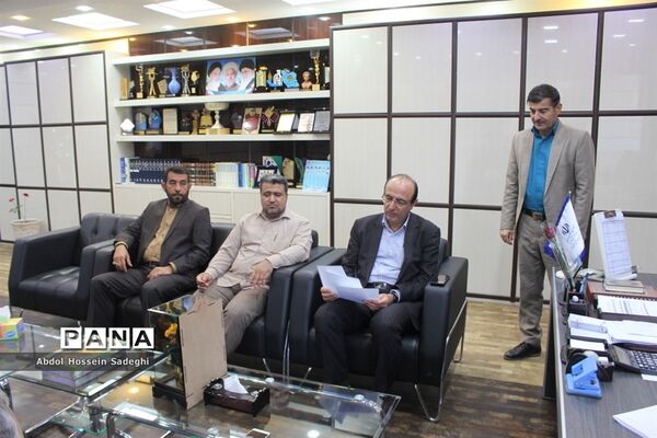 دیدارمسئول سازمان بسیج فرهنگیان سپاه امام صادق (ع)  استان بوشهر با مدیرکل آموزش و پرورش استان