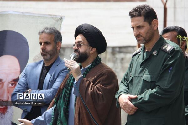 کاشت نهال به نیابت شهدای خان‌طومان در محمودآباد
