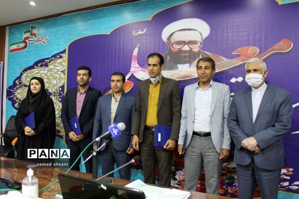 تجلیل از معلمان نمونه استان کهگیلویه و بویراحمد در جلسه  ویدئو کنفرانس رئیس جمهور