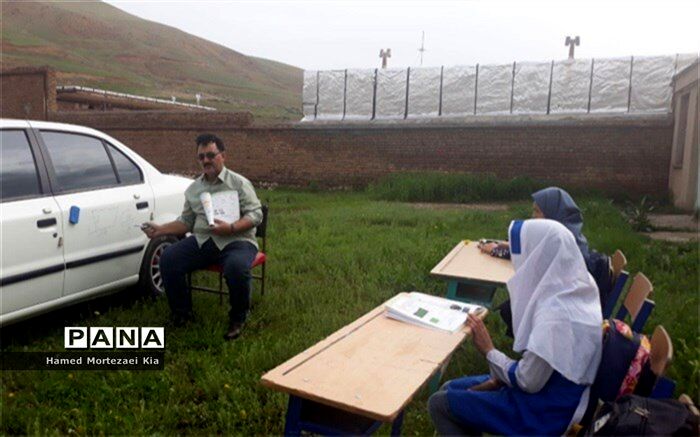مدیرآموزگار مرندی که عشق را برای دانش‌آموزانش معنا می‌کند