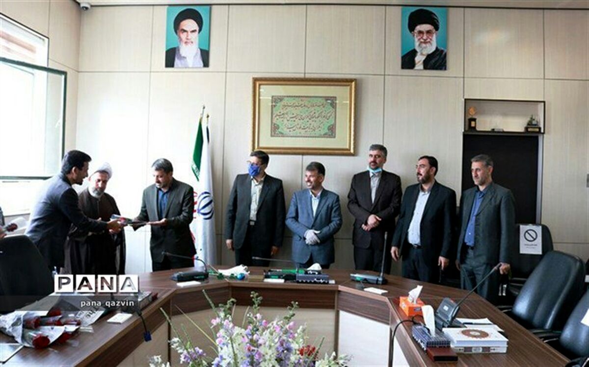 روزانه 12 هزار ماسک به همت دانش آموزان قزوین تولید می شود