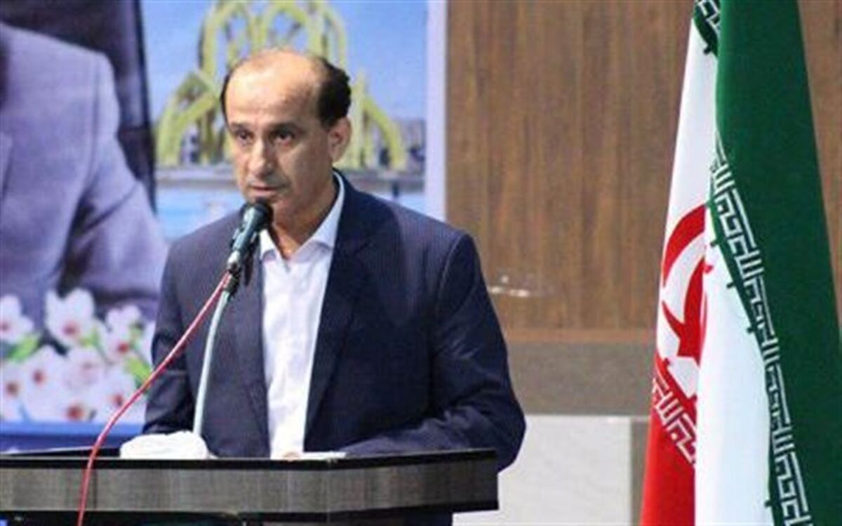 معلمان نقش کلیدی در توسعه شهرستان لامرد دارند