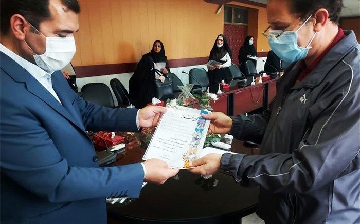 برگزاری جلسه تقدیراز عوامل اجرایی جشنواره  فرهنگی وهنری فردا ی کاشمر