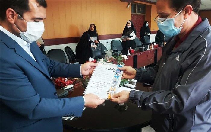 برگزاری جلسه تقدیراز عوامل اجرایی جشنواره  فرهنگی وهنری فردا ی کاشمر