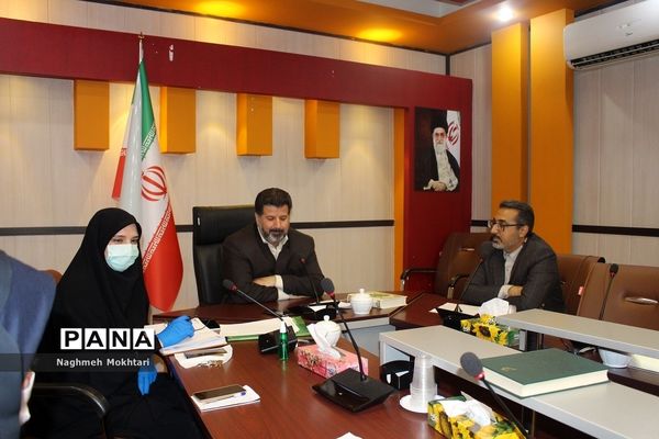 اولین جلسه کارگروه آموزشی مدیران منتخب مقطع ابتدایی در اداره‌کل شهرستان‌های استان تهران