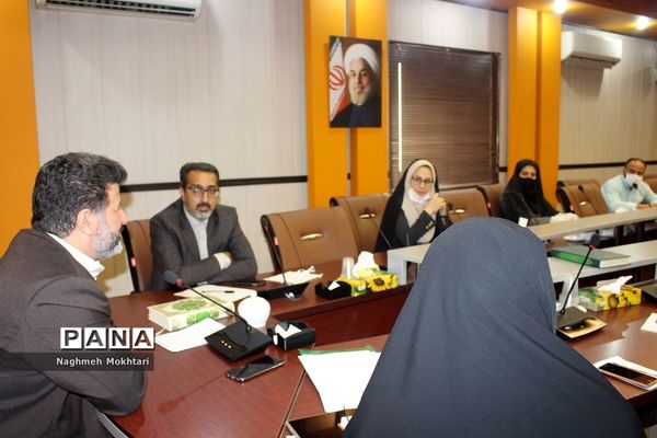 اولین جلسه کارگروه آموزشی مدیران منتخب مقطع ابتدایی در اداره‌کل شهرستان‌های استان تهران