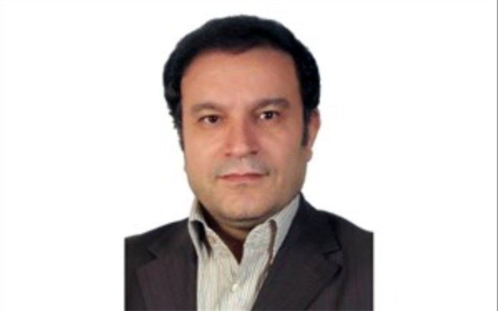 باید گردش کرونا در استان‌ها را متوقف کنیم