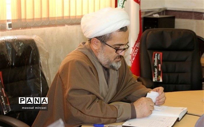 آموزش تمام ساحتی دانش آموزان در فضای مجازی پیگیری شود