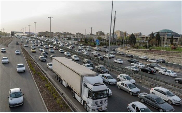 ترافیک سنگین در آزادراه قزوین - کرج - تهران