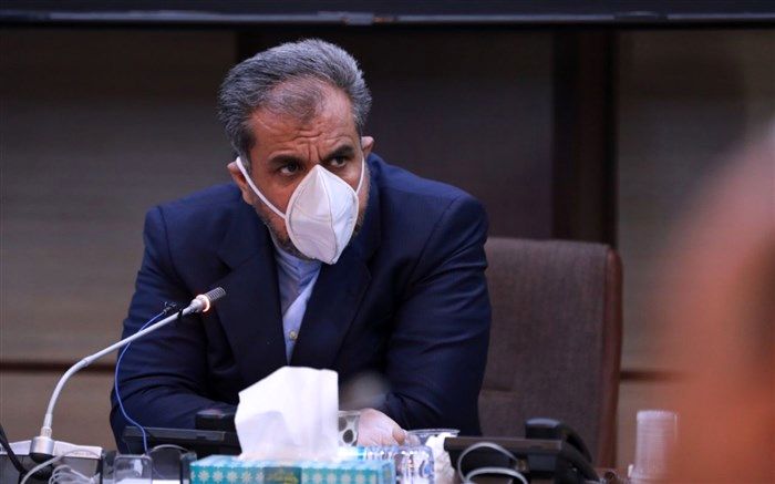 استاندار قزوین با انتقاد بیان کرد: بودجه قزوین کفاف هزینه های روزمره را هم نمی دهد