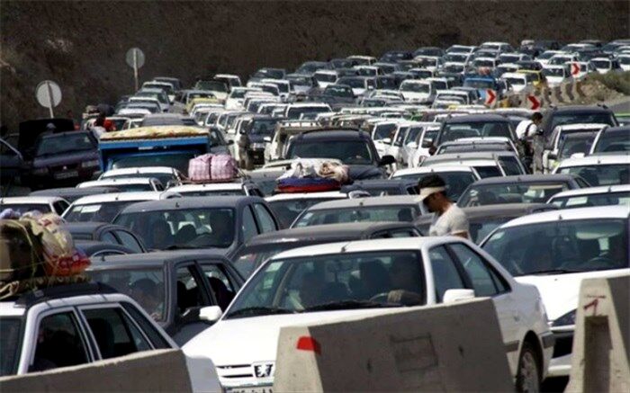 ترافیک پرحجم در جاده چالوس