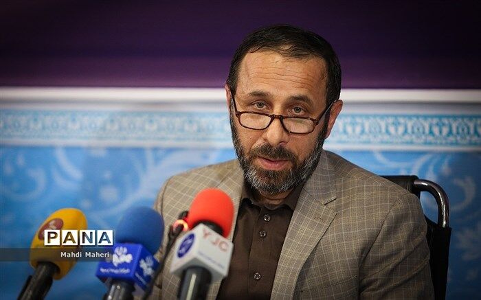 محمدزاده: ما به عنوان مجری قانون، موظف به اجرای آزمون آموزش‌دهندگان هستیم