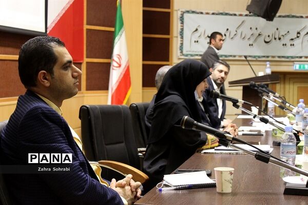 همایش نخبگان فرهنگی، ورزشی و هنری شهرستان اسلامشهر