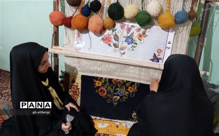 زندگی بافتن یک قالی ست