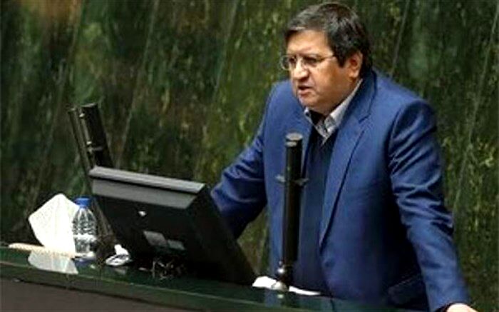 همتی: به زودی ثبات ارزی برقرار می‌شود؛ مردم مطمئن باشند