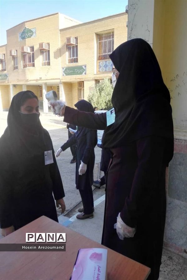 پاکسازی و گندزدایی فضای های آموزشی شهرستان هفتکل جهت جلوگیری از شیوع کرونا