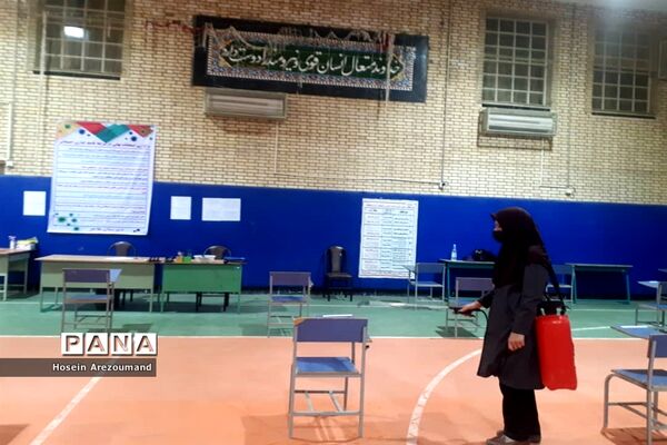 پاکسازی و گندزدایی فضای های آموزشی شهرستان هفتکل جهت جلوگیری از شیوع کرونا