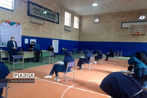 پاکسازی و گندزدایی فضای های آموزشی شهرستان هفتکل جهت جلوگیری از شیوع کرونا